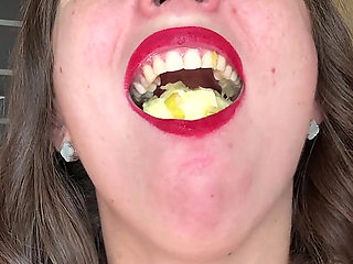 Swallow Bite Seduction POV