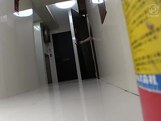 0008664_トイレ スレンダー 美女などが含まれている