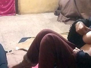Couple night chudai are gand me dalo