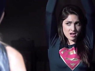 supergirl vs batgirl