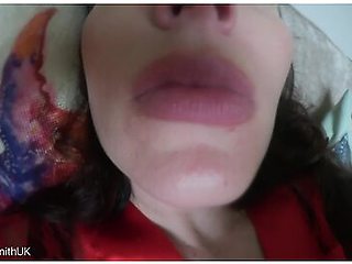 Sophia Smith - Kiss Me