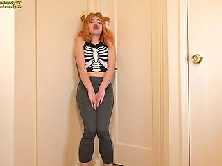 He locked me outside the toilet, so I pissed myself! Full bladder desperation with Dirty talk pee roleplay from amateur Fiona