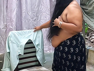 India Woman in Skirt Getting Naked