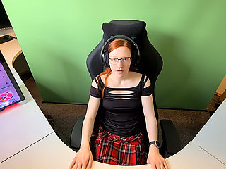 Redhead nerd girl masturbates hard on stream