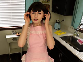 -ManyVids- Tweetney - Cheating Wife Tries To Make It Up To