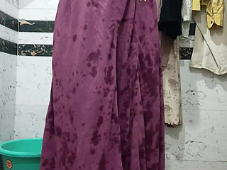 Priya Bhabi Big Ass Bath Show