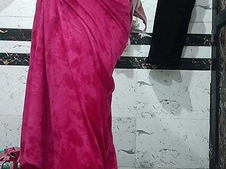 Priya Bhabi Sexy Bath Show