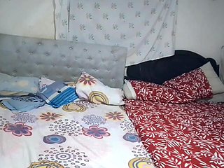 Horny Stepson Watches His Stepmom with a Big Ass Taking a Bath
