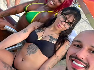 I met 2 hotties on Copacabana beach and asked them to do porn.