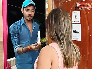 Desi Salesman Fucks Horny Indian Bhabhi Hard in Doggy Style