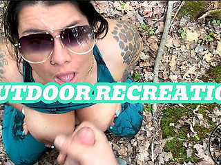 Slutty Cheating MILF Gets a Outdoor Facial
