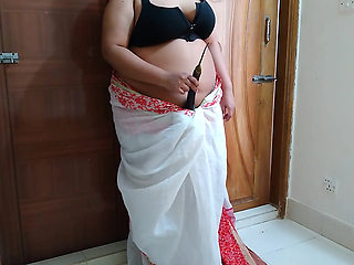 35 Years Old Tamil Stepmom Very Horny, She Wants My Big Cock