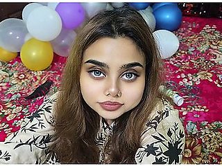 Hot & Hardcore Sex With Pakistani Babe - Saira Pakistan