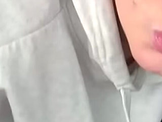 Gabriella Lunas sucks dick in car and gets cum in mouth