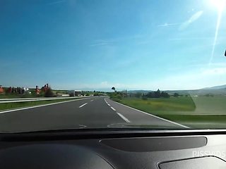 How Many Times She Peed On A 10h Road Trip?