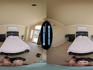 LETHAL HARDCORE VR - Hot Married Woman VENUS VALENCIA Needs Your Big Dick To Stay Satisfied