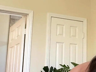 Perfect Teen Co-ed Sure Know How to Work a Big Cock