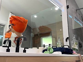 Ditch the Reviews, It's Ride Time: Watch Selena Love Work for Her Squirt on PornDude's Pole! - Selena love