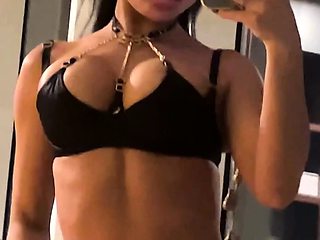 Brunette Solo Webcam Masturbation