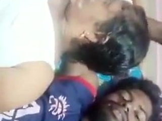 desi aunty has sex with young guy