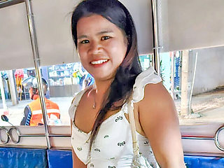 Plump Asian Teen Gives Foreigner Big Cock Blowjob POV