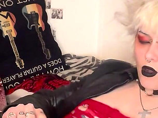 Boyfriends First Strap on Femdom Pegging
