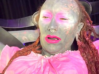 Tattoo Girl Strapon Mode ANAL & Solo