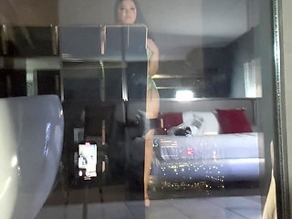 BTS video of a recent photoshoot