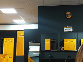 Me, Who on Sundays Goes to the Gym and Puts on Sports Gear