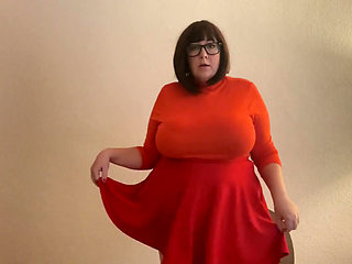 Velma is a slut for her neighbor