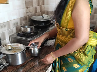 Kitchen lesbian romance