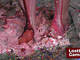 A Tantalizing Strip Facial Game Where Girls Take Turns with a Knob