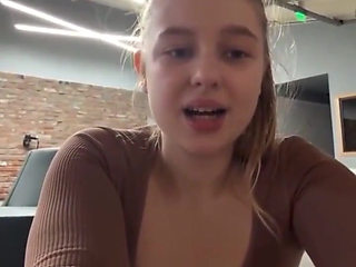 Anal Fucking and Squirting a Lot in the Locker Room