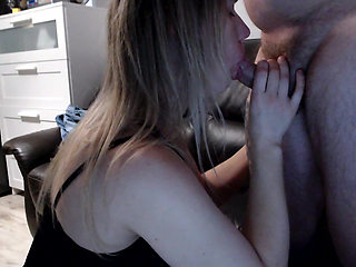 38 years girlfriend sucking dick for fat boyfriend in kitchen