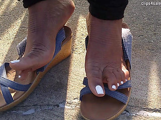 When Sorority Sistah Alumni Meets Feet Lover