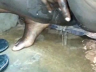 She Squirts Herself, Unfaithful Woman