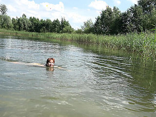 Hera Harding Wrinkled Feet After Naked Outdoor Swim - Hairy Mature Solo Amateur