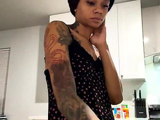 Brunette Solo Webcam Masturbation