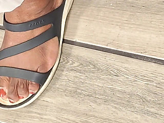 Good Morning Breakfeet and Strawberry Toes