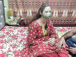 Indian Desi Aunty ny Pizza Manvaya magar Pizza Boy ny Aunty ko Doggystyle mai Choda Gand phar d Indian Desi Sex Hindi Audio Xxxx