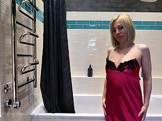 Slim MILF Jessica Trunk's shaven pussy gets worked by a vibin' toy in her skimpy lingerie