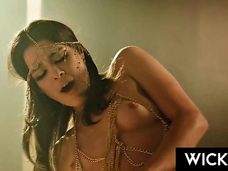 Redhead Sophia Lockes Massage Turns Into Deep Pound Fucking Tommy Pistol