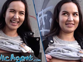 Sweetie's public blowjob video by Public Agent
