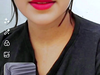 Beautiful School Girl Showing Boobs for Her Teacher on Whatsuup Video Call, Viral Whatssup Video Call Sex Chat XXX Video