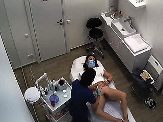 美容室監視❤️数人の美しい若い女性が脚を