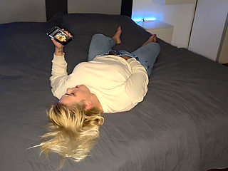 Masturbation Porn Watching Horny Foreplay Blonde Wet Horny Aroused Pussy Massaging Real Orgasm Trembling Twitch