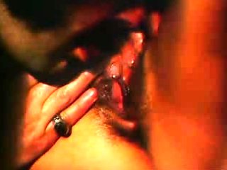 Girls Out West Amateur teenie fingers her hairy muff