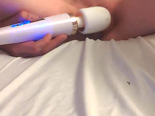 4K Solo Close up Masturbating with a Wand and Cumming Multiple Times - Richelle Rose