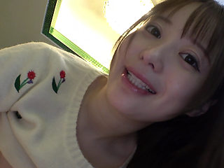 So cute! She was provocative and seductive, but surprisingly innocent! Seductive unprotected sex with idol-level beauty Yui