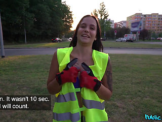 Public Agent - Petite Cutie Picking up Trash, but It Turned Out Jennifer Mendez Stops for a Quicky